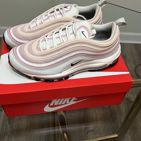 Nike Sneakers - Picture 2 of 3